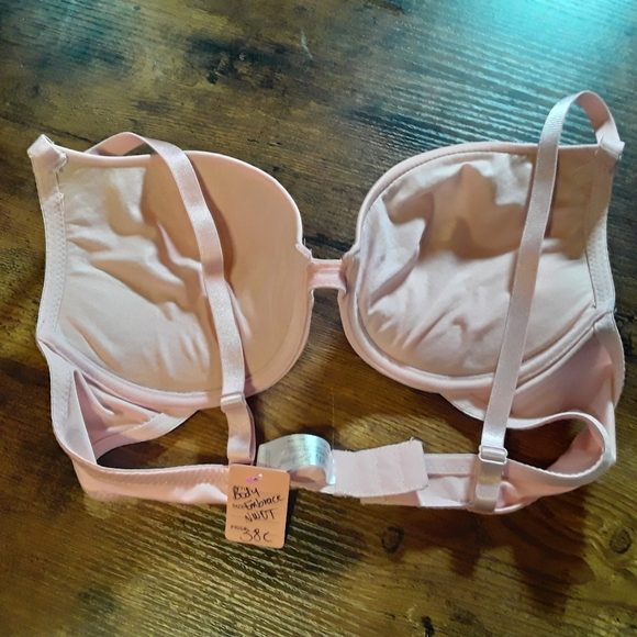 NWOT light pink Body Embrace padded underwire bra - Picture 2 of 6